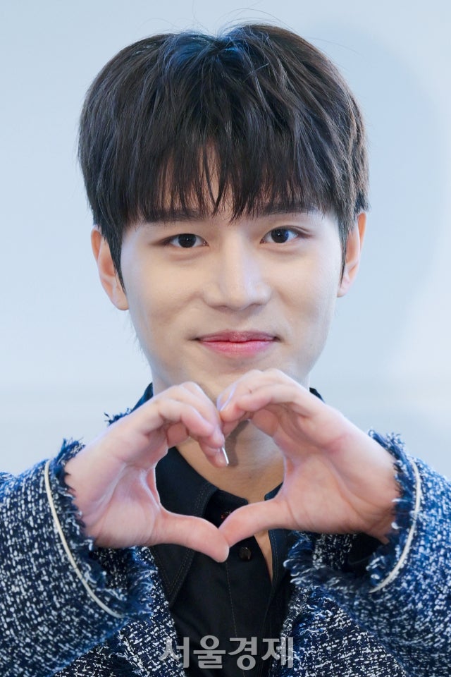 NCT 출신 <b>태일</b> '<b>특수준강간 혐의</b>' 재판행…구속은 피했다