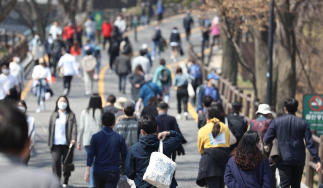 [오늘의 날씨] 포근한 <b>화이트데이</b>…미세먼지 '보통'