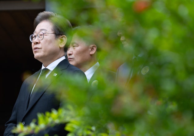<b>이재명</b>, '<b>익산 모녀 비극</b>' 애도…"홀로 견디지 않아도 되는 나라 만들 것...