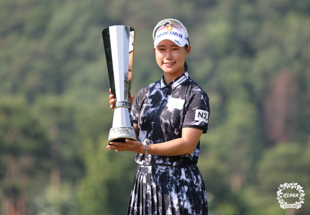 와이어투와이어로…3년 만에 <b>우승</b>갈증 푼 <b>정윤지</b>