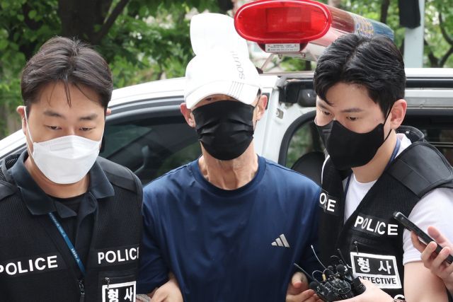 영장심사 받는 지하철 5호선 방화범. 연합뉴스