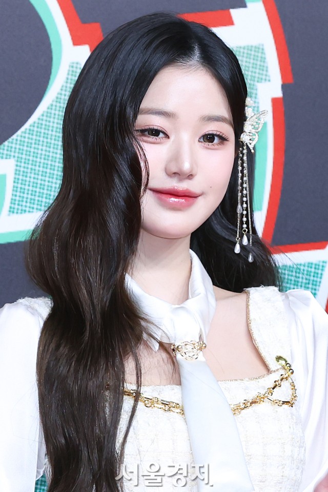 法 “<b>탈덕수용소</b>, <b>장원영</b> 소속사에 5000만원 <b>배상</b>”
