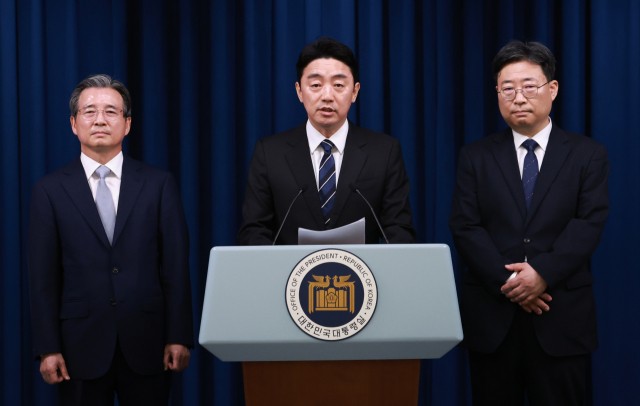 경제성장수석으로 바꾸고 AI수석 신설…<b>이재명</b>표 ‘실용주의’ 국정 드...