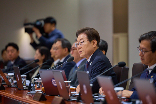 이재명 대통령이 10일 서울 용산 대통령실에서 국무회의를 주재하고 있다. 연합뉴스