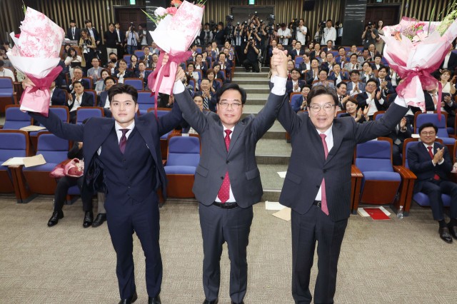 [속보] <b>국민의힘</b> 신임 <b>원내대표</b>에 TK 3선 <b>송언석</b>
