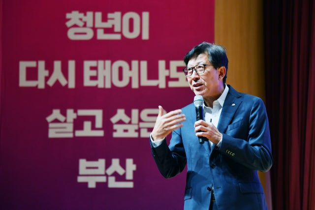 ‘대규모 투자·일자리 창출’ 현장 찾은 <b>박형준</b>…<b>3주년</b> 첫 행보