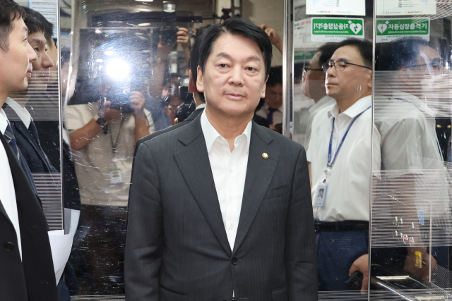 혁신위원장 사퇴한 안철수 의원. 연합뉴스