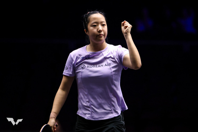<b>신유빈</b>, 두호이켐과 짝 이뤄 WTT <b>미국 스매시</b> 女복식 8강행