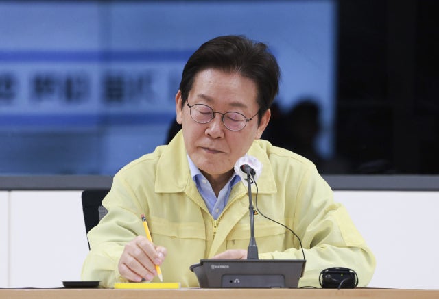 <b>강릉 단비</b>에 李 대통령 "강릉 땅에 희망과 활력을 선사하길"