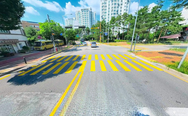 강일초등학교 앞 횡단보도. 사진제공=강동구