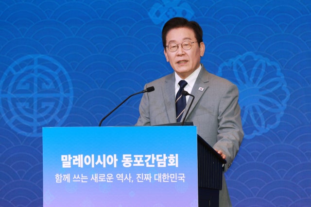 李대통령 "<b>한미</b>, 3500억달러 대미투자 주요 쟁점 여전히 교착"