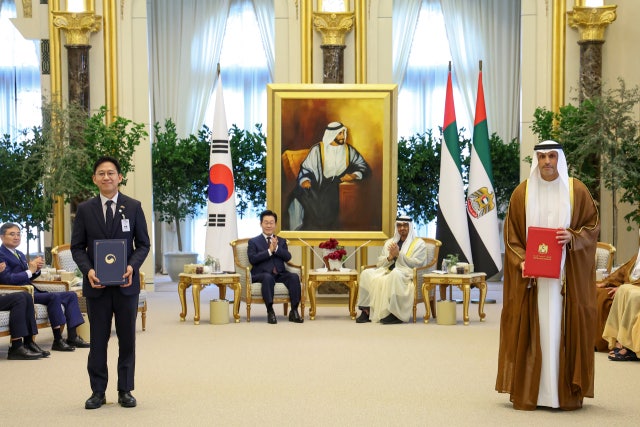 0004557893_001_20251119200110146.jpg?type=w800