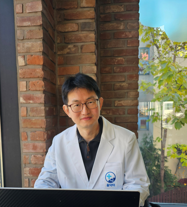 ± ȨͿаǿ  湮  ߰ 鸥 нƮǪ   ϰ ִ. Ȱ 