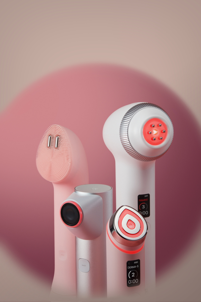 에이피알의 뷰티 디바이스 브랜드‘메디큐브 에이지알(AGE-R)’2세대 뷰티 디바이스.사진 제공=에이피알