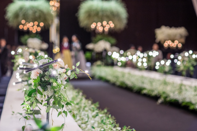 "요즘 5만원 내고 밥 먹으면 욕먹어요"…결혼식 축의금 '10만원 시대' 열렸다 | 인스티즈