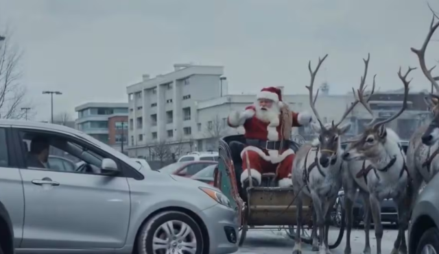 맥도날드 네덜란드가 인공지능(AI)을 이용해 제작한 크리스마스 광고.사진=SNS 갈무리