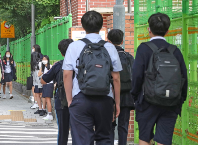 "수능 1등급, 183cm, 아들로 낳을래요"…7000만원 주고 '유리한 배아' 선택하는 부모들