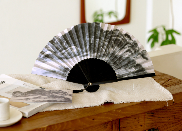 인왕제색도 부채 /사진제공=국립박물관문화재단