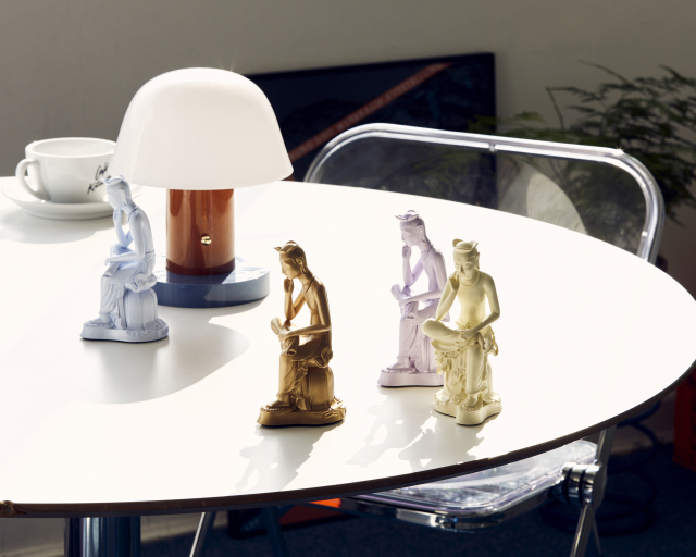 국립박물관문화재단의 문화유산 연계상품 '뮷즈'의 대표작인 반가사유상 미니어처.국립중앙박물관 '사유의 방' 개관에 맞춰 제작됐다./사진제공=국립박물관문화재단