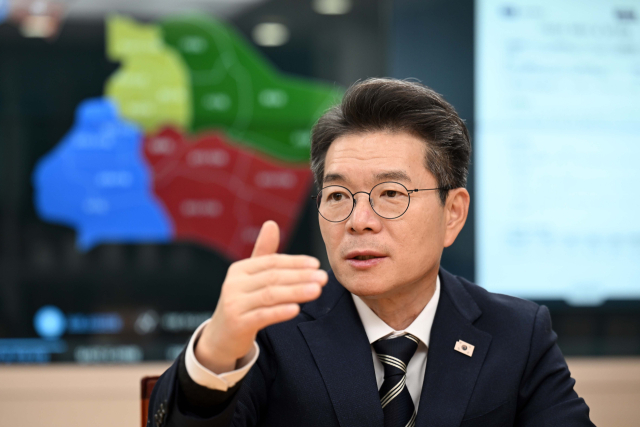 정원오 성동구청장이 29일 서울 성동구청에서 서울경제신문과 인터뷰를 하고 있다. 조태형 기자 2025.12.23