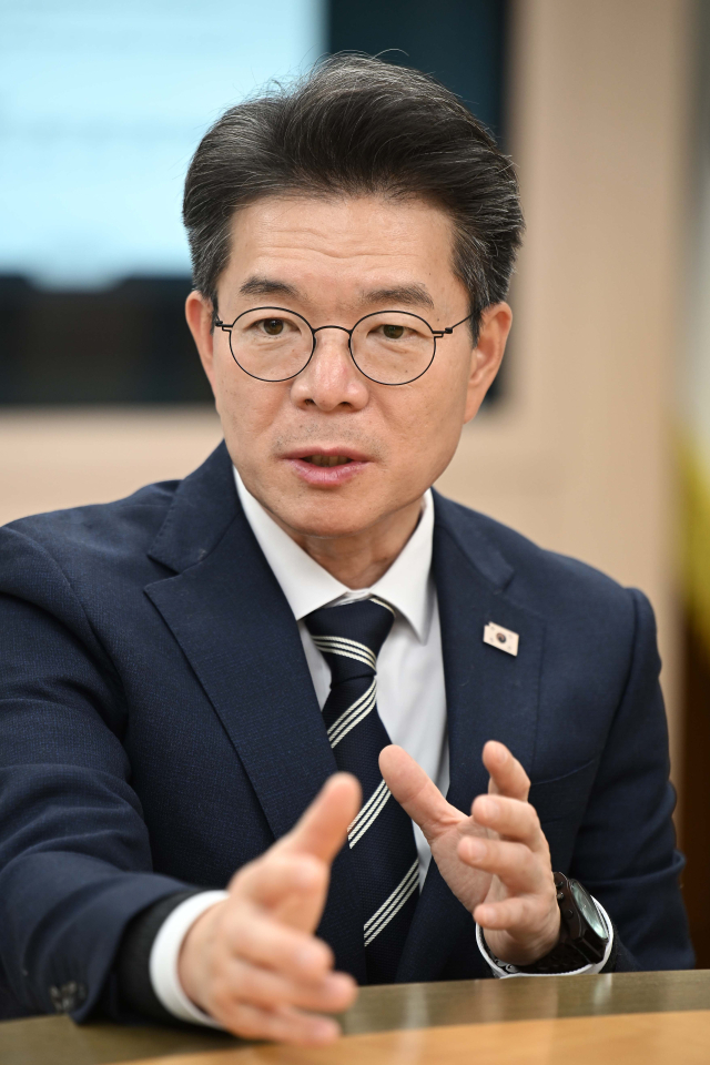 정원오 성동구청장이 29일 서울 성동구청에서 서울경제신문과 인터뷰를 하고 있다. 조태형 기자