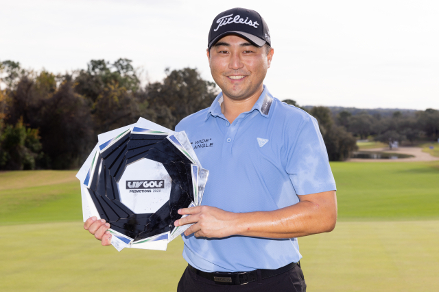 우여곡절 끝에 거머쥔 '인생 역전 티켓'…이태훈, LIV 골프 프로모션 수...