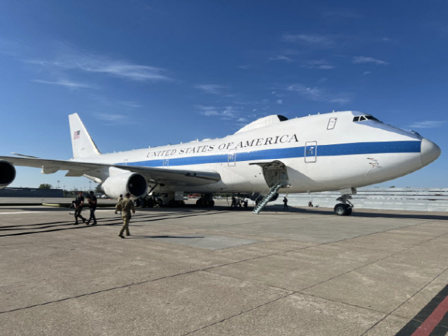 '종말의 날 비행기'라고 불리는 E-4B 나이트워치.사진 제공=미 공군