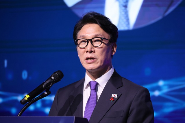 김민석 국무총리가 14일 서울 강남구 한국과학기술회관에서 열린 과학기술·정보방송통신인 신년인사회에서 격려사를 하고 있다.연합뉴스