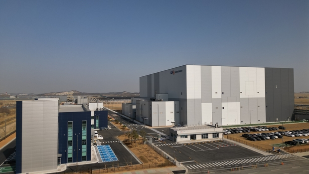 전북 군산 새만금 국가산업단지에 위치한 LS-엘앤에프 배터리솔루션 전구체 공장 전경. 사진제공=LS