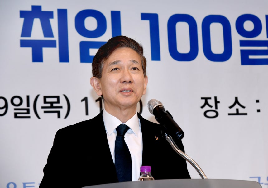 황성엽 금융투자협회장이 9일 여의도에서 열린 취임 100일 기념 출입기자단 기자간담회에서 발언하고 있다. 금융투자협회