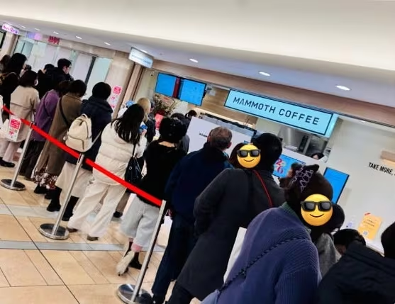 ‘매머드 커피’ 일본 3호점 매장 모습. SNS 캡처