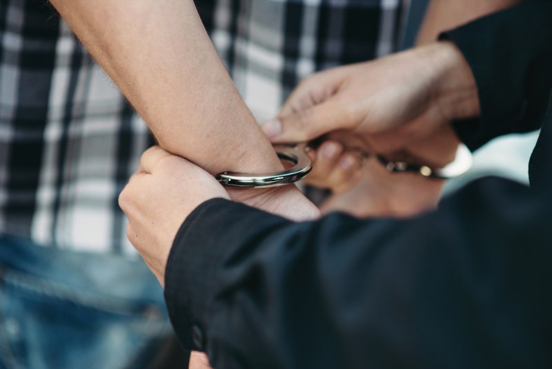 “어머니가 피를 흘려요” 울며 신고한 아들…사흘 뒤 경찰은 그를 긴급 체포했다 [오늘의 그날]