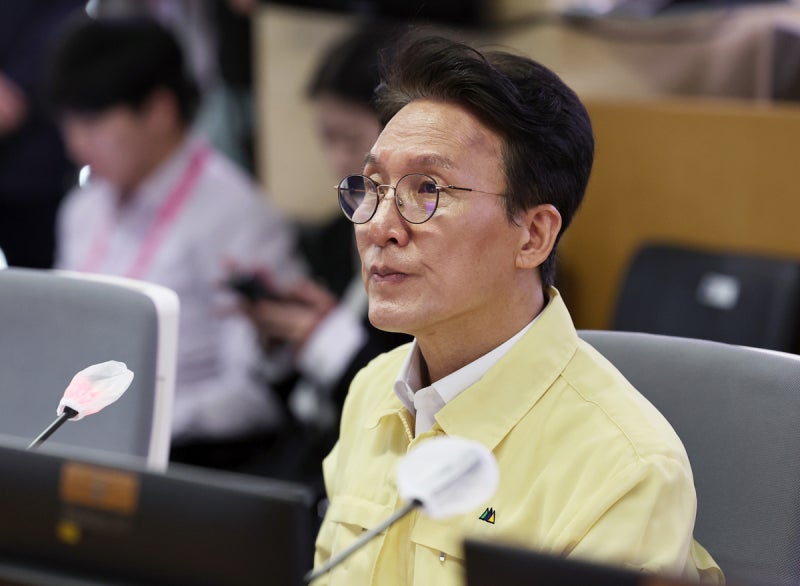 <b>김민석 총리</b> “선관위 투표용지 부족, 필요하면 국조·특검해야”