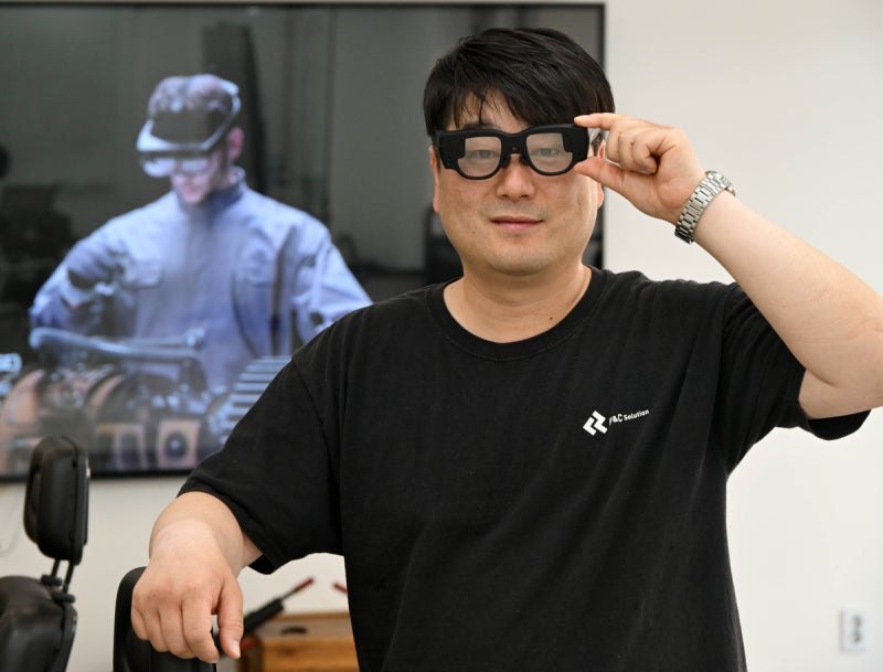 초경량 산업용 AR글라스 연내 출격…“전세계에 ‘메타렌즈 팬덤’ 만.....