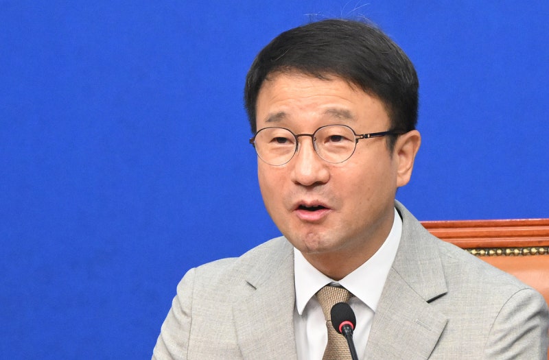 한병도 “메가프로젝트 지원TF 특위로 확대…전 당정 지원체계 구축”
