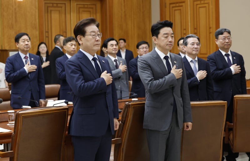 삼성·SK팹, <b>광주</b> 軍공항에 함께 짓는다