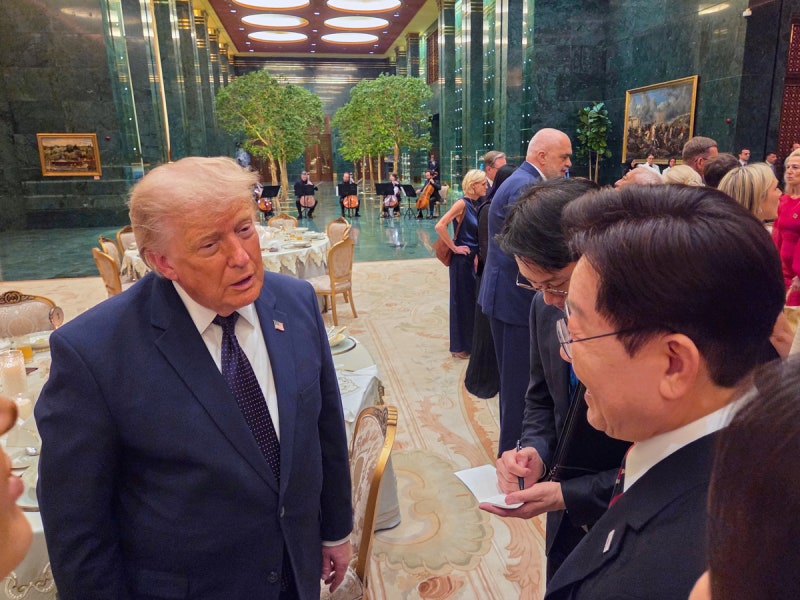 靑 “<b>한미</b> <b>합의</b> 15% <b>관세</b> 지켜지도록 긴밀 <b>협의</b>”