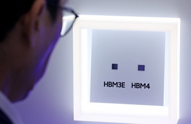 삼성전자의 HBM3E와 HBM4. 연합뉴스