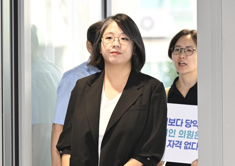 “<b>용혜인 사퇴 거부</b>, 김현지 알았을 것… 좌파 카르텔 빌드업”