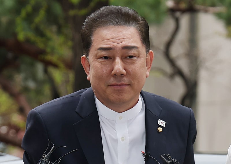 [속보] 경찰, <b>김병기 의원 구속영장 신청</b>…수사 1년 만