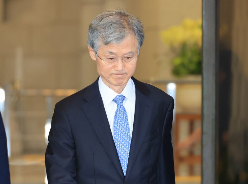 <b>조희대</b>·청와대 정면충돌…대법관 공백 장기화되나