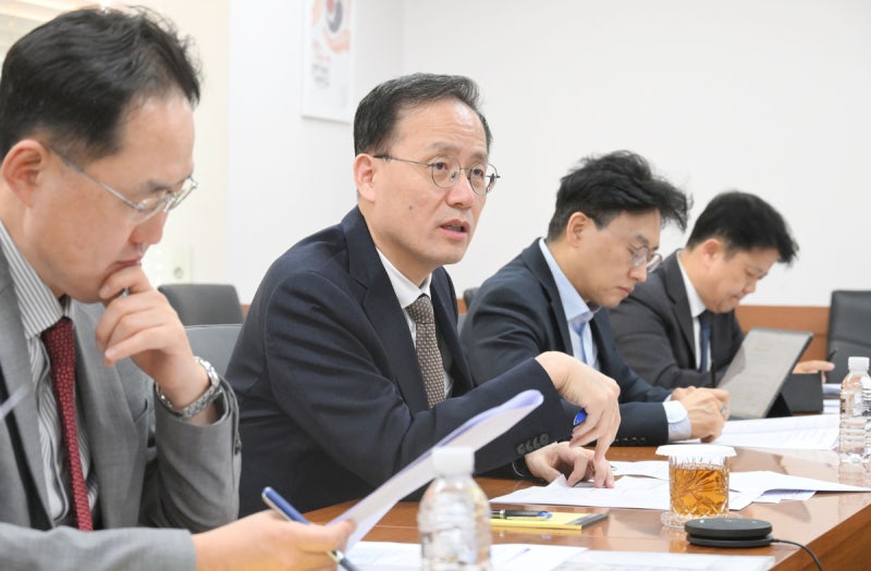 [사설] OECD “韓 올해 3.7% 성장”…문제는 1%대 잠재성장률