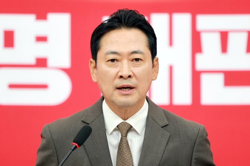 <b>장동혁</b> “<b>추석 민심</b> 일촉즉발, 농민 삶 망가뜨리고 안보까지 포기”