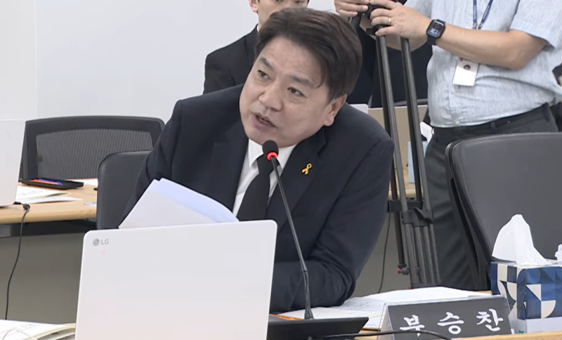 ‘소방 <b>빨대</b>’ 논란 와중에…與 의원도 “소방이 <b>재정</b> 쭉쭉 빨아먹어”...