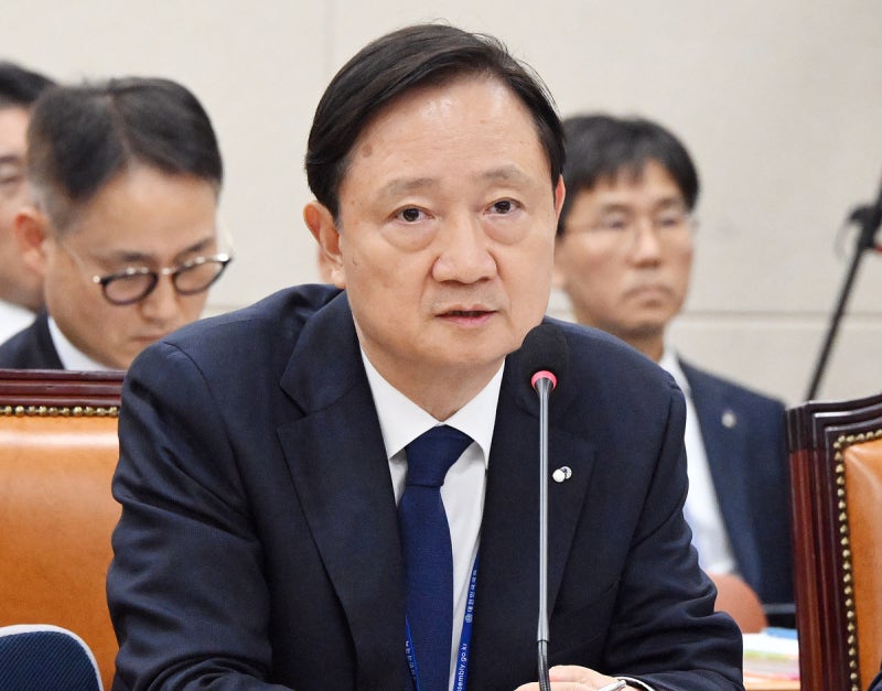 이찬진 “중복상장 판단”…<b>솔리다임</b> IPO 사실상 제동