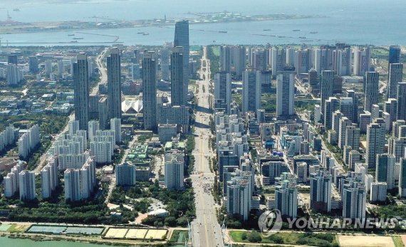 분양가보다 싸다…'반토막' 인천 송도, 거래 늘고 경매도 떴다