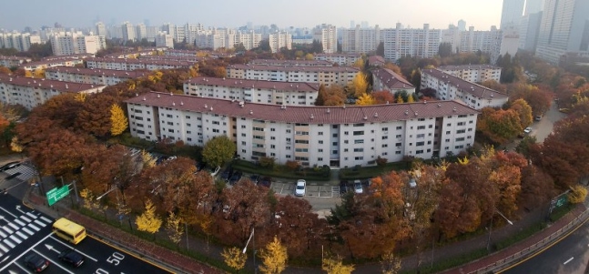 30년된 아파트라도 사겠다…꿈틀대는 서울 재건축시장