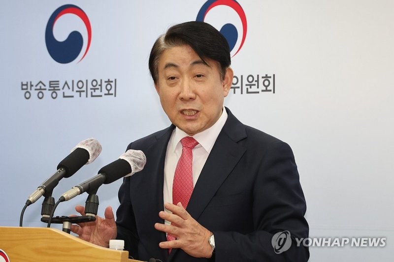 與 "민주 이재명 지키기만 혈안" vs 野 "제2·제3 이동관도 탄핵"