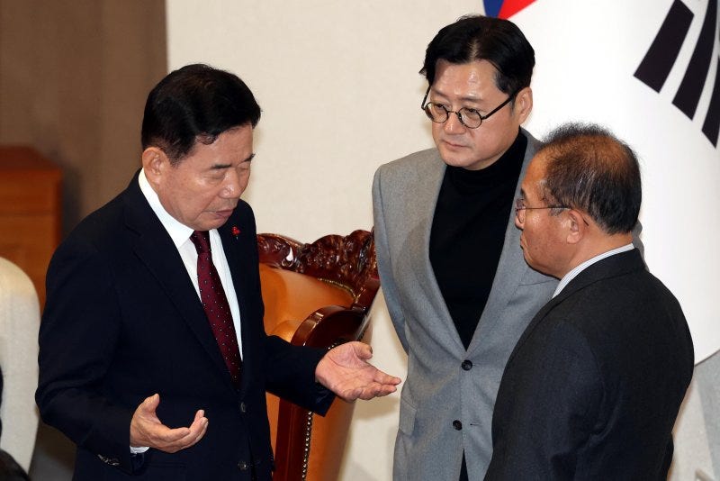 <b>김진표</b> "<b>이태원 특별법</b> 이번 회기 내 처리…1월 2일부터 조정안 협의 시작"