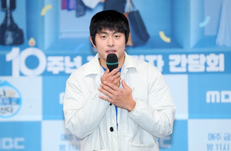 <b>기안84 개인전</b> 억대 소송 휘말려…소속사 측 "무관한 일"